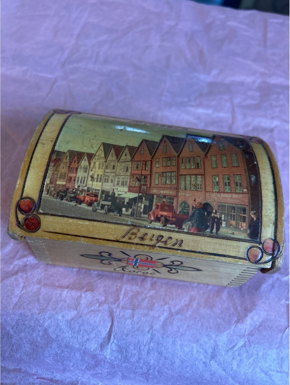 Bergen Norwegian 5” wood box